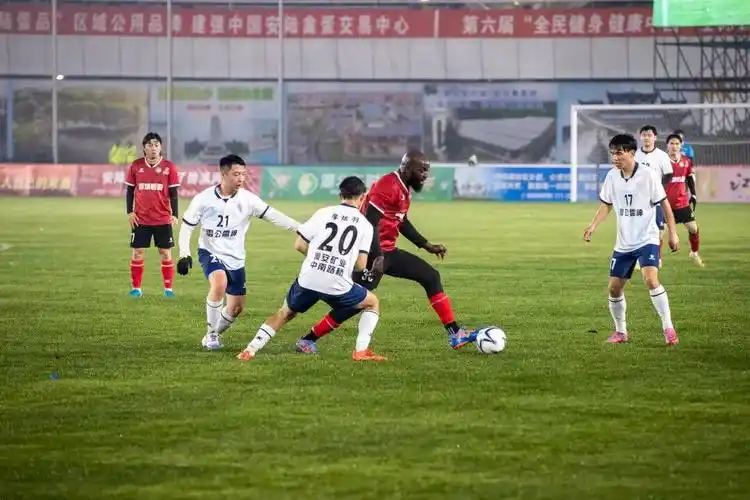 世俱杯：蒙特雷 VS 拜仁慕尼黑